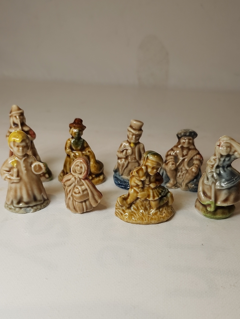Vintage Wade England Figurine Set Of 8
